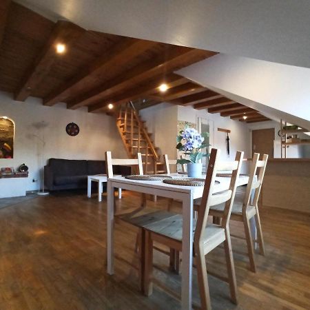 Private Sauna & 4 Bedrooms Old Town Rooftop Apartment Vilnius Bagian luar foto