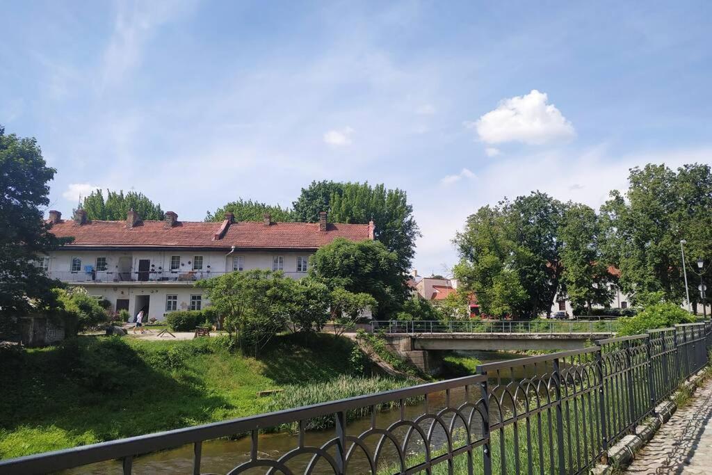 Private Sauna & 4 Bedrooms Old Town Rooftop Apartment Vilnius Bagian luar foto